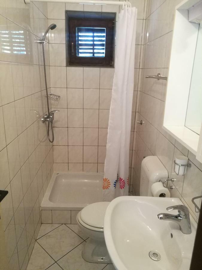Apartments Krzelj โวดีเซ ภายนอก รูปภาพ