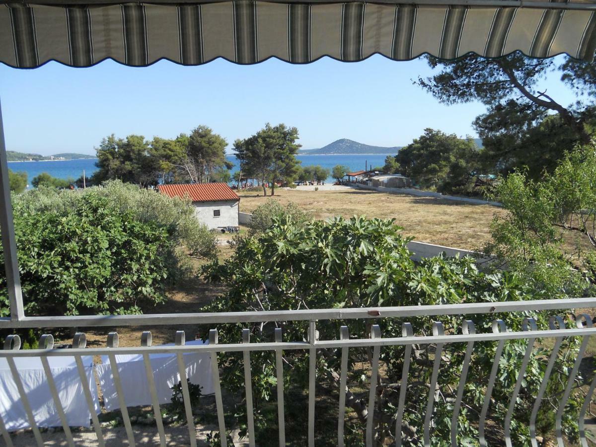 Apartments Krzelj โวดีเซ ภายนอก รูปภาพ