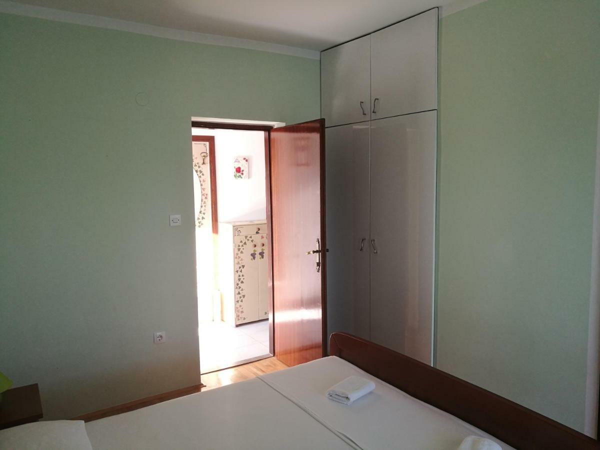 Apartments Krzelj โวดีเซ ภายนอก รูปภาพ