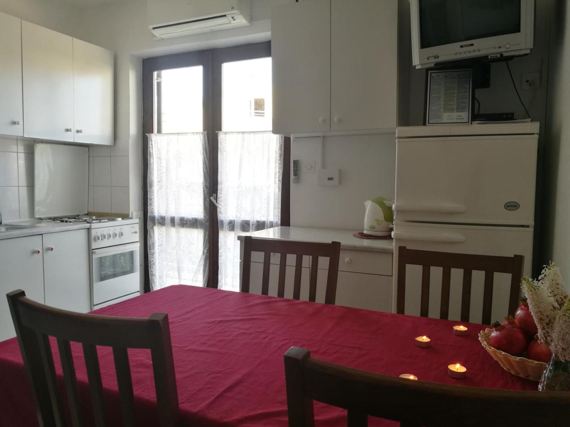 Apartments Krzelj โวดีเซ ภายนอก รูปภาพ